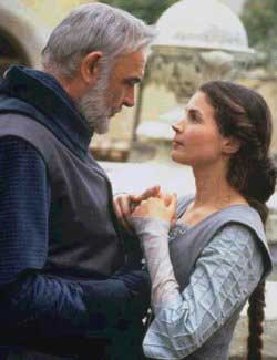 Artur (Sean Connery) en Guinevere (Julia Ormond), een scène uit First Knight
